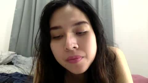 Snapshot of dolfvlucy chatting on 07-15-26, 01:38 dolf william online show from 07-15-26, 01:38