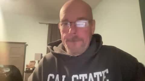 Snapshot of dolins chatting on 03-12-26, 04:29 dolins online show from 03-12-26, 04:29