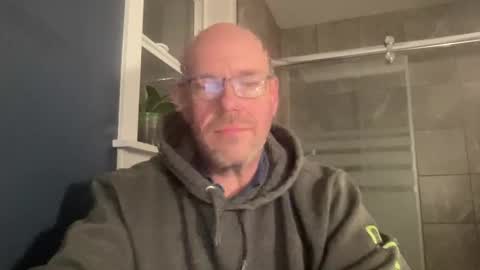 Snapshot of dolins chatting on 06-06-26, 05:12 dolins online show from 06-06-26, 05:12