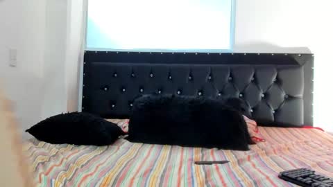 Snapshot of doll_celeste19 chatting on 09-24-25, 08:56 C E L E S T E online show from 09-24-25, 08:56