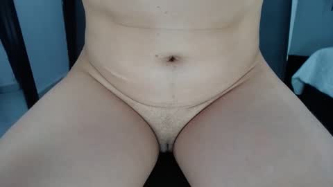 Snapshot of doll_dollys_ chatting on 02-19-25, 02:33 doll_dollys_ online show from 02-19-25, 02:33