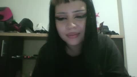 doll_dollys_ online show from 03-28-26, 12:32