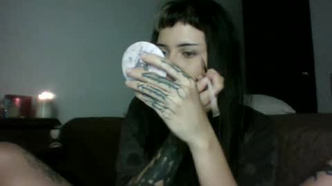 doll_dollys_ online show from 06-17-26, 12:46