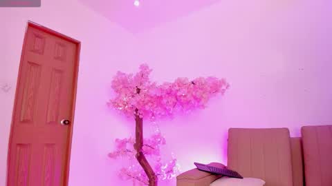 Snapshot of doll_isa_ chatting on 01-16-26, 06:45 doll_isa_ online show from 01-16-26, 06:45