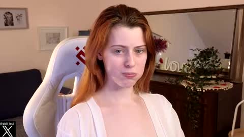 Your doll Lesli online show from 03-06-25, 05:22