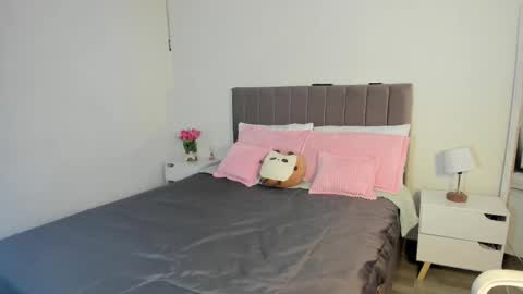 doll_oriana online show from 09-29-25, 07:40