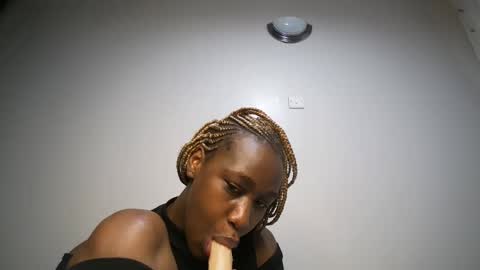 dollberry online show from 12-13-24, 02:10