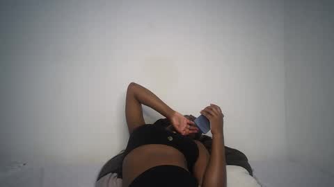 dollberry online show from 01-11-25, 06:12