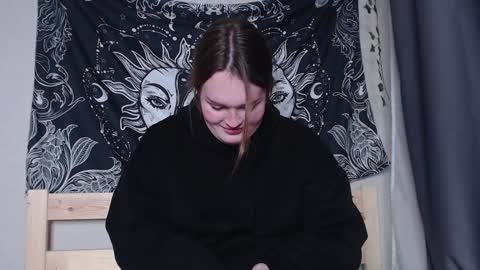 Miss Rose online show from 12-18-24, 06:57