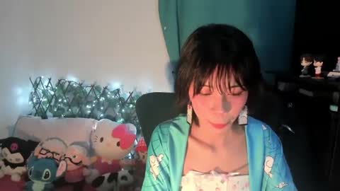 Snapshot of dolliette chatting on 09-27-25, 02:49 mina online show from 09-27-25, 02:49