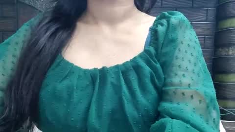 Snapshot of dollmeenu chatting on 11-06-25, 04:41 dollmeenu online show from 11-06-25, 04:41