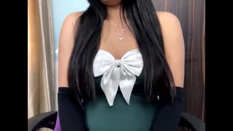 Snapshot of dollmeenu chatting on 02-17-26, 09:28 dollmeenu online show from 02-17-26, 09:28