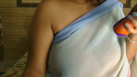 dolly_2 online show from 02-25-25, 10:26