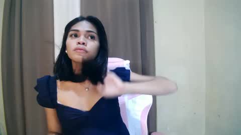 Snapshot of dolly_angel2 chatting on 01-07-25, 03:44 dolly_angel2 online show from 01-07-25, 03:44