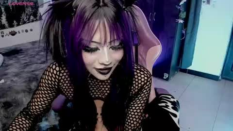 dolly_bones online show from 06-21-26, 06:27
