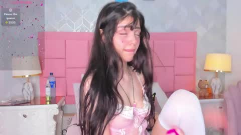 Snapshot of dolly_kitter chatting on 05-19-26, 11:38 dolly_kitter online show from 05-19-26, 11:38