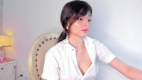 Snapshot of dolly_kitter chatting on 05-29-26, 11:30 dolly_kitter online show from 05-29-26, 11:30