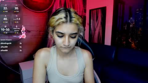 Snapshot of dolly_pocket chatting on 02-16-26, 09:00 Dolly pocket online show from 02-16-26, 09:00