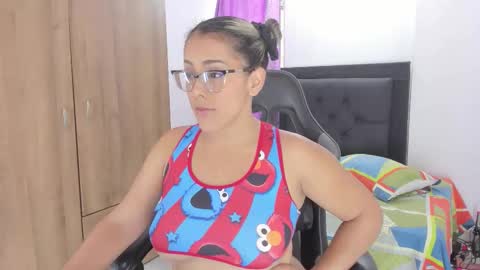 dolly walker online show from 10-15-25, 08:09