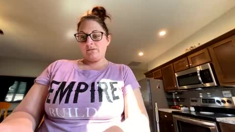 Snapshot of dollydimplez chatting on 02-28-25, 04:53 Dolly online show from 02-28-25, 04:53