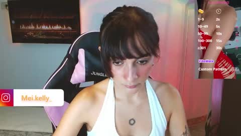 dollykelly_ online show from 04-26-26, 09:56