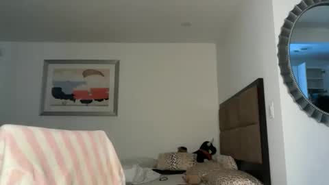 Dolly Rhodes online show from 03-14-26, 08:36