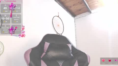 Snapshot of dollysweet666 chatting on 08-05-26, 06:49 dollysweet666 online show from 08-05-26, 06:49