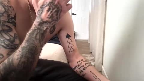 Snapshot of dolo919191 chatting on 03-30-26, 09:27 dolo919191 online show from 03-30-26, 09:27