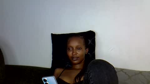 Snapshot of dolsexy chatting on 07-19-26, 10:35 dolsexy online show from 07-19-26, 10:35