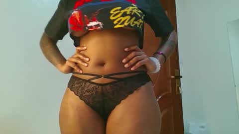 Amarie noels online show from 11-19-25, 01:55