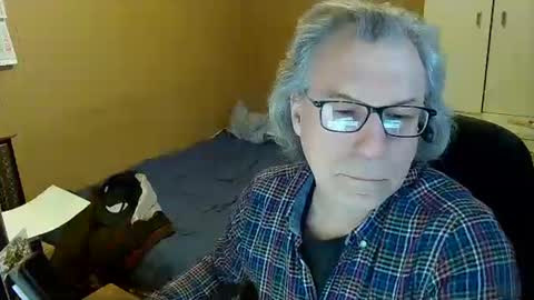 domiande online show from 01-27-25, 08:51