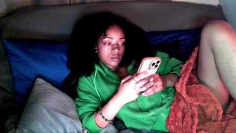 Snapshot of dominaferox chatting on 04-09-26, 02:33 dominaferox online show from 04-09-26, 02:33