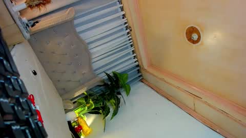 CALL ME BABY BELLA online show from 10-03-25, 10:40