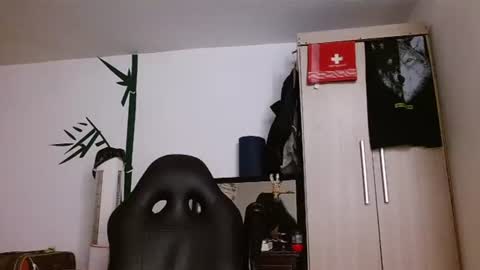 Logan - INDEPENDET MODEL online show from 06-14-26, 02:24