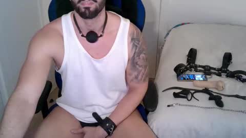 Snapshot of dominatedtitan chatting on 11-14-25, 06:28 DominatedTitan online show from 11-14-25, 06:28