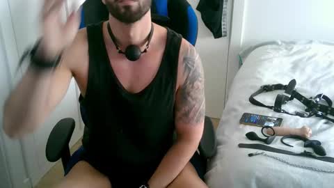 Snapshot of dominatedtitan chatting on 11-29-25, 10:29 DominatedTitan online show from 11-29-25, 10:29