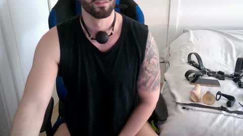 Snapshot of dominatedtitan chatting on 02-06-26, 11:46 DominatedTitan online show from 02-06-26, 11:46