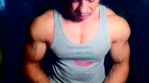 Snapshot of dominatemuscle chatting on 11-28-25, 07:55 Kevin online show from 11-28-25, 07:55