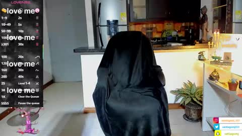 SANTI  independent model online show from 10-11-25, 02:11