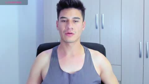Snapshot of dominic_radccliffe chatting on 07-04-26, 04:07 Your real love online show from 07-04-26, 04:07