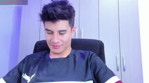 Snapshot of dominic_radccliffe chatting on 07-04-26, 11:44 Your real love online show from 07-04-26, 11:44
