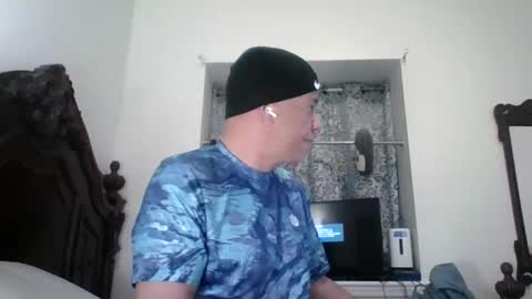 luis online show from 05-06-26, 03:02