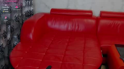 Snapshot of dominicvalente chatting on 10-22-25, 10:37 dominicvalente online show from 10-22-25, 10:37