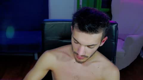 Snapshot of dominicvalente chatting on 11-03-25, 10:21 dominicvalente online show from 11-03-25, 10:21