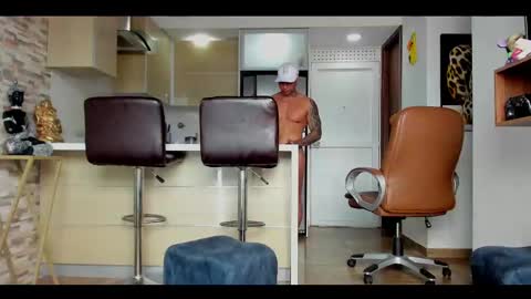 Only fans Ronnie col---InstaRonniecolleman  online show from 02-27-25, 06:31