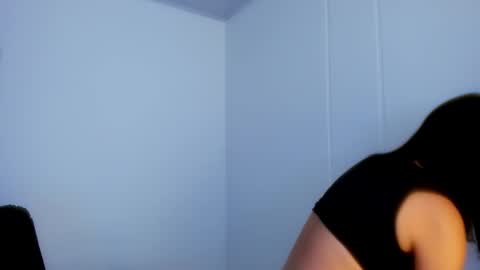 Snapshot of dominique_21x chatting on 03-05-26, 05:58 DOMINIC online show from 03-05-26, 05:58