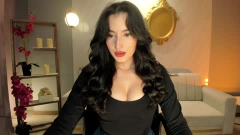 Snapshot of dominiquevega_ chatting on 01-10-25, 08:37 Dominique online show from 01-10-25, 08:37