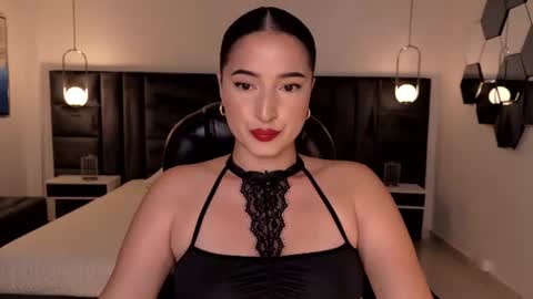 Snapshot of dominiquevega_ chatting on 06-13-26, 09:46 Dominique online show from 06-13-26, 09:46