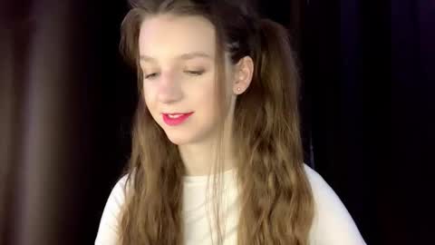 Kira online show from 03-01-26, 05:04