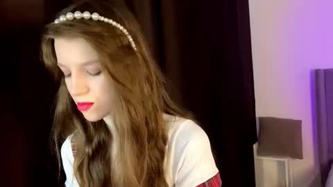 Kira online show from 03-08-26, 08:23